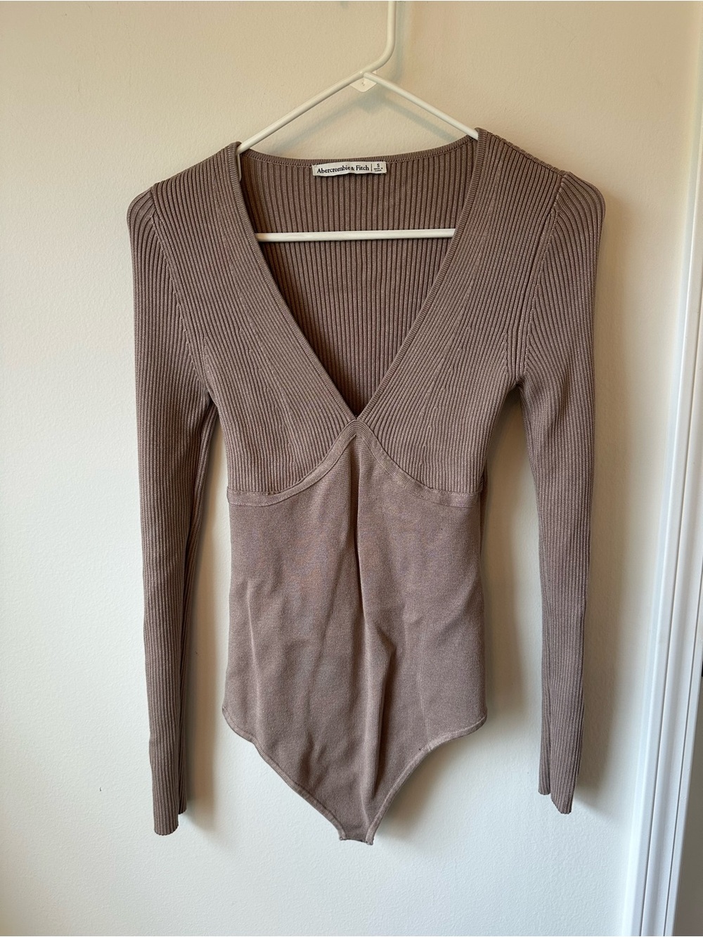 Abercrombie & Fitch Taupe Ribbed V-Neck Long Sleeve Bodysuit